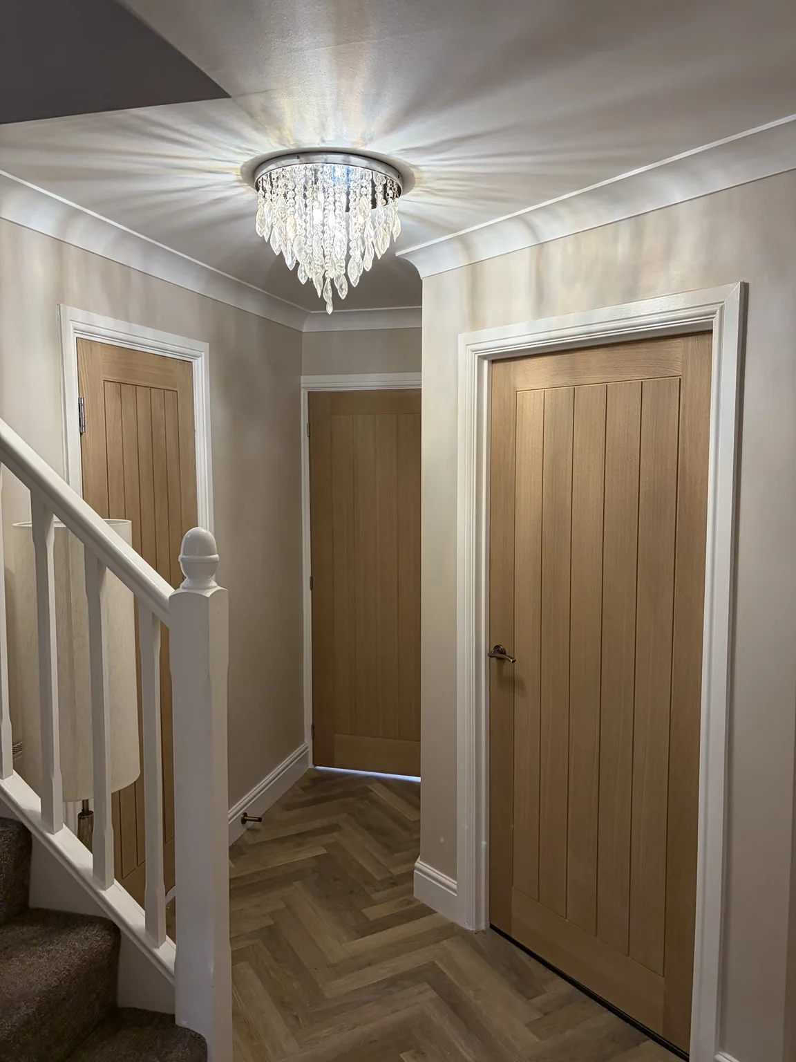Oak doors and entrance hall